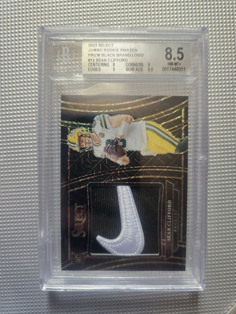 2023 Select Jumbo Rookie Switch Prizm Black 1/1 Sean Clifford Beckett 8.5! - Picture 2 of 4